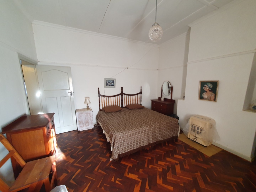 4 Bedroom Property for Sale in Loeriesfontein Northern Cape